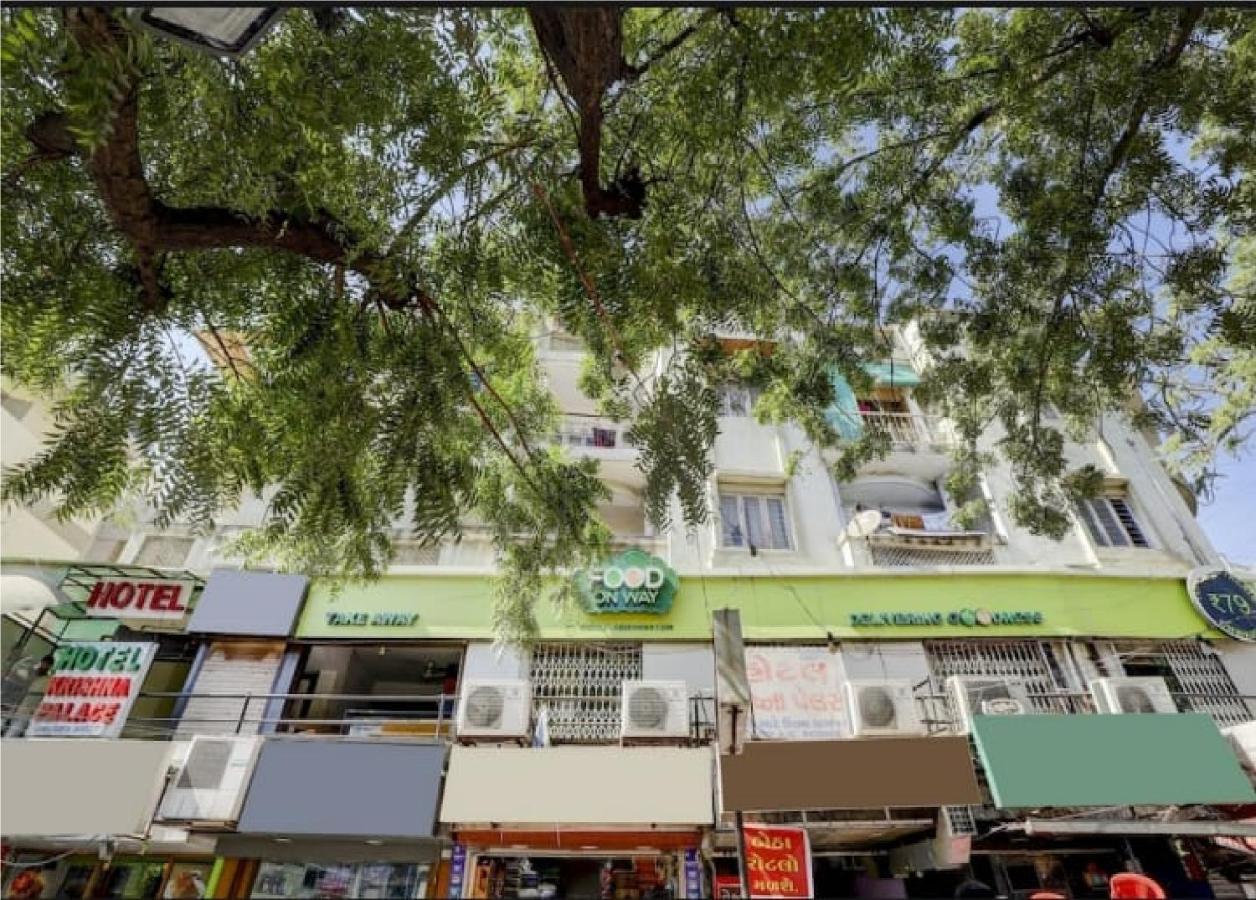 Hotel Krishna Palace Ahmedabad Exterior foto